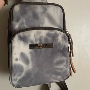 Petunia Pickle Bottom grey swirl crossbody bag